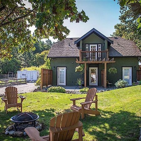 Guest Suites On Benvenuto Brentwood Bay Экстерьер фото